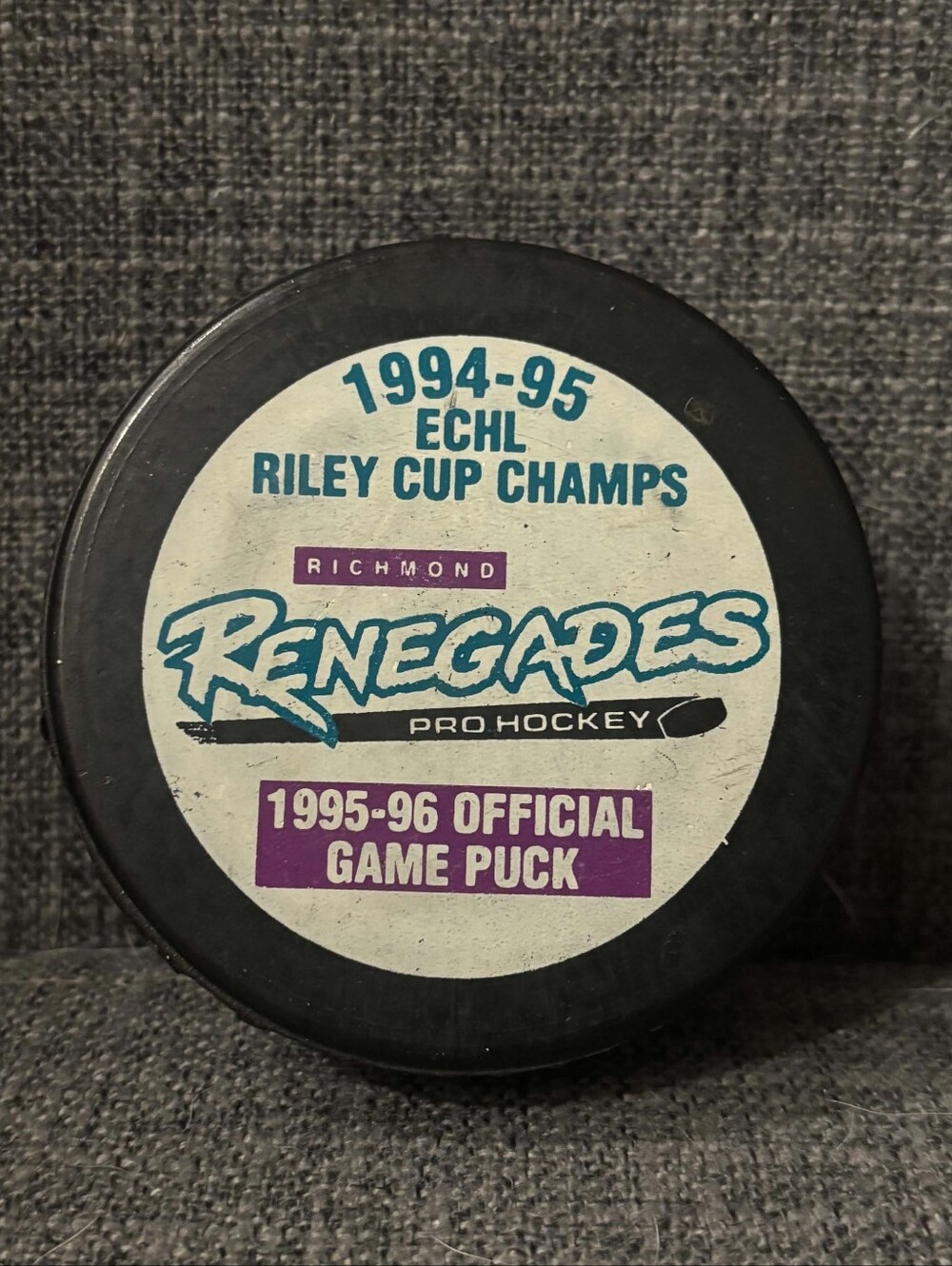 Vintage Richmond Renegades ECHL 1994 - 1995 Riley Cup Champions Hockey Puck